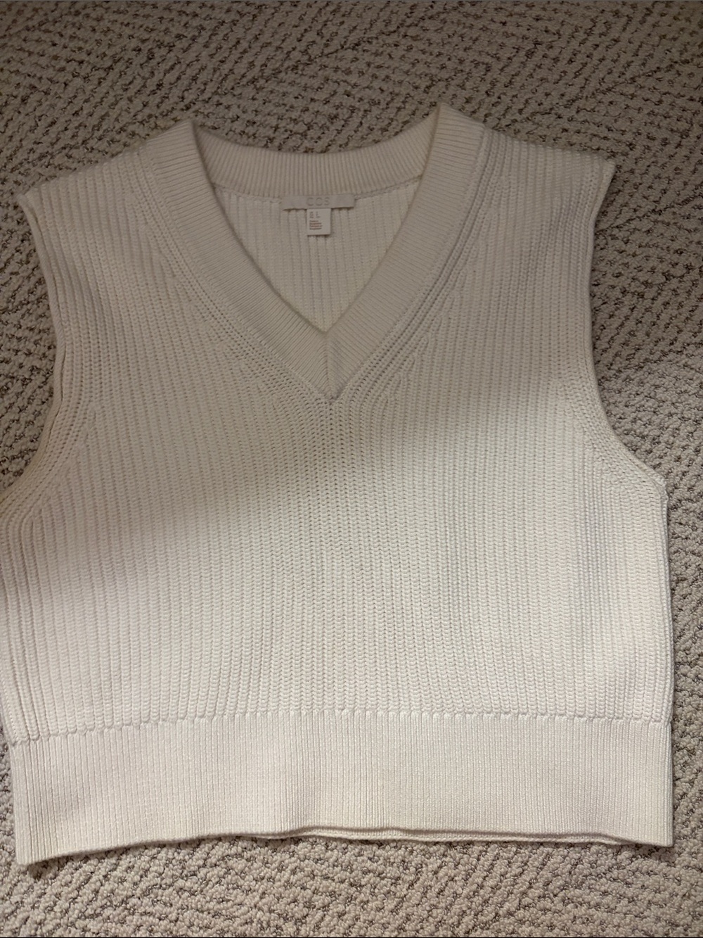 COS Cream V-Neck Ribbed Sweater Vest
